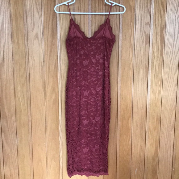 A’Gaci Lacey Bodycon Dress in Burnt Orange - Picture 2 of 2